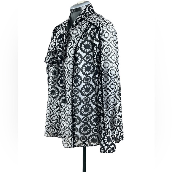 Lane Bryant Women’s Sheer Button Down Blouse with Neck Tie Size 18/20 - Picture 2 of 9